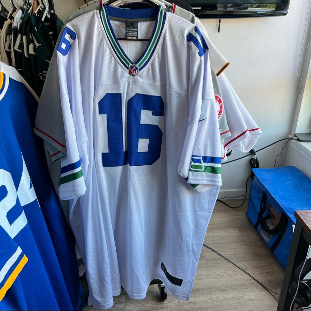 Nike Seattle Seahawks Rare Retro Throwback Tyler Lockett Authentic Jersey 6XL